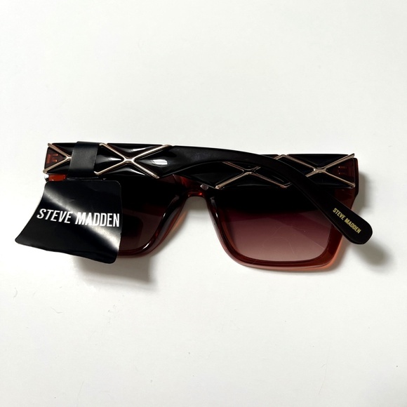 New Original STEVE MADDEN Poppyn Oversized Sunglasses Clear Gradient Acetate